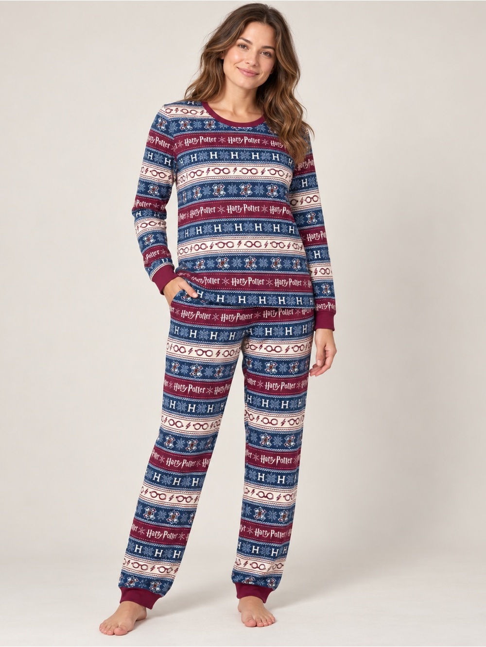 Harry Potter Women’s Pajama Set Size L Fair Isle Hogwarts Christmas. Super Cute!